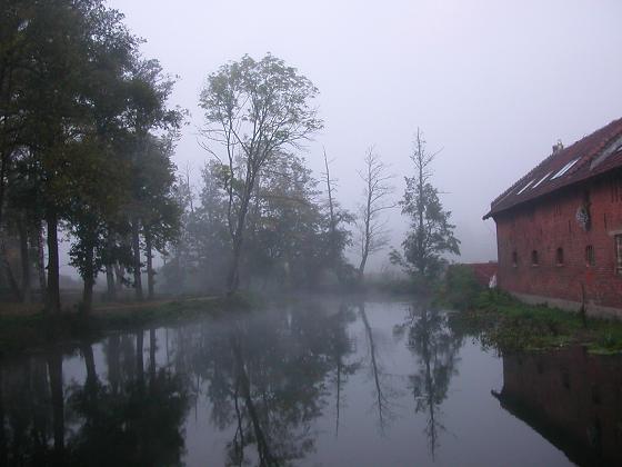 Dom nad wodą..