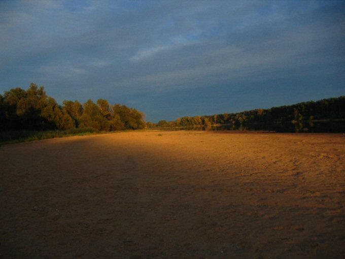 Zachód Słońca nad plażą