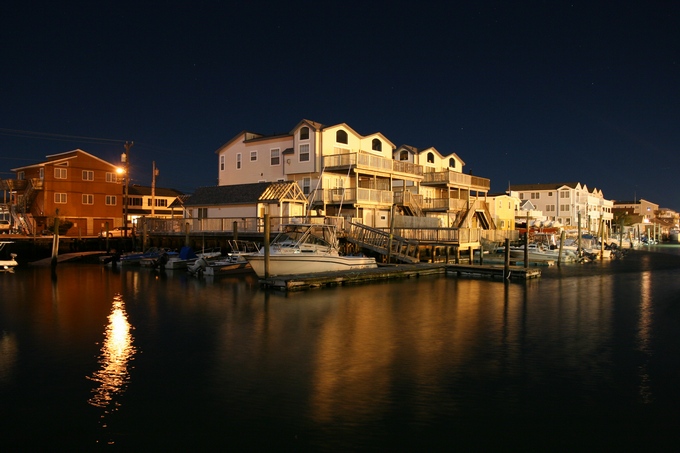 SEA ISLE by NIGHT