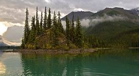 Maligne Lake