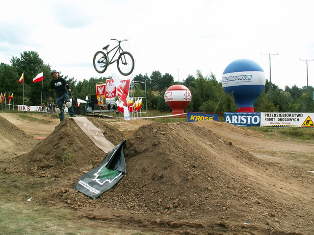 Latające rowery na Mistrzostwach Polski 4Cross