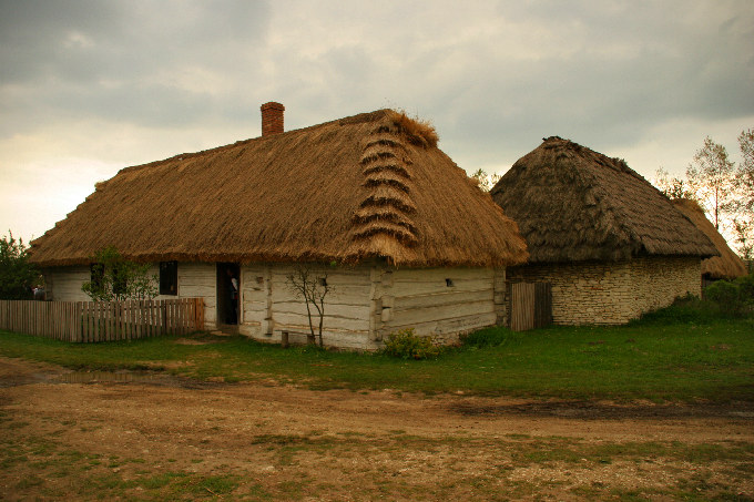 ziemia świętokrzyska - Tokarnia -skansen