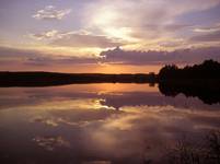 Mazury w barwach zachodzącego słońca.