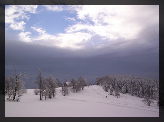 NIebo nad stokiem