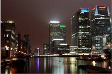 "Canary Wharf" nocą 2