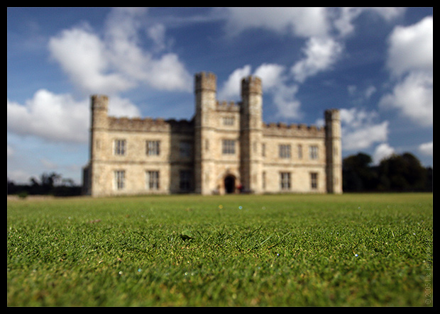 nice green grass in front of the leeds castle