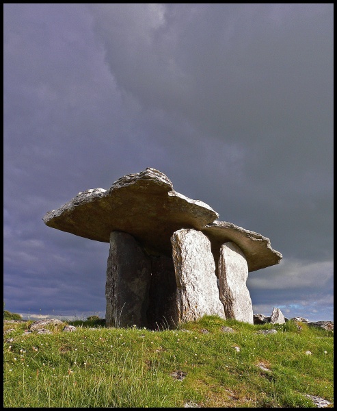 Dolmen Poulnabrone