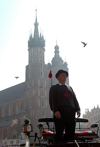 Baczność, hejnał grają...