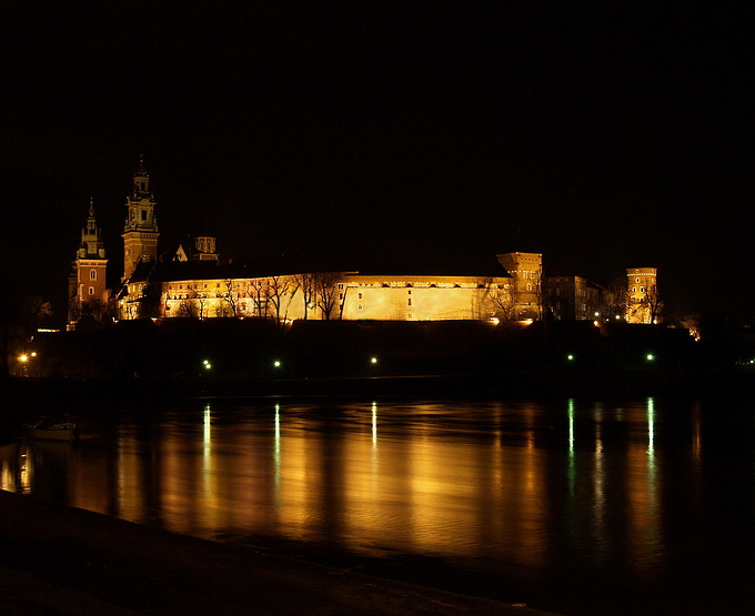 Wawel-nocą-1