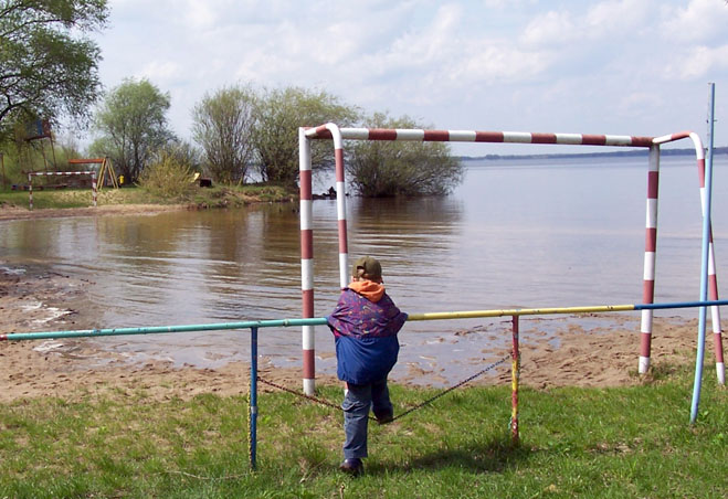 Tato! Obiecałeś, że zagramy.