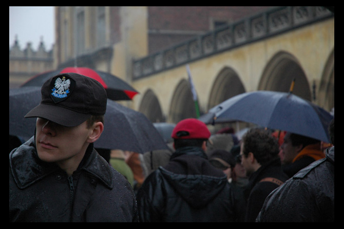 Policja na Rynku w Krakowie