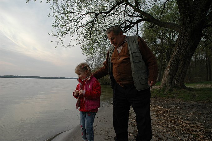 Dziadek z wnusią