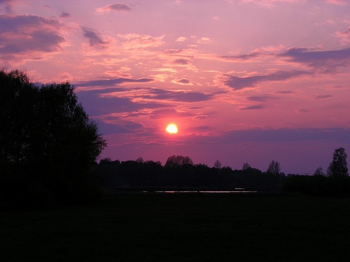 Słońce nad jeziorem