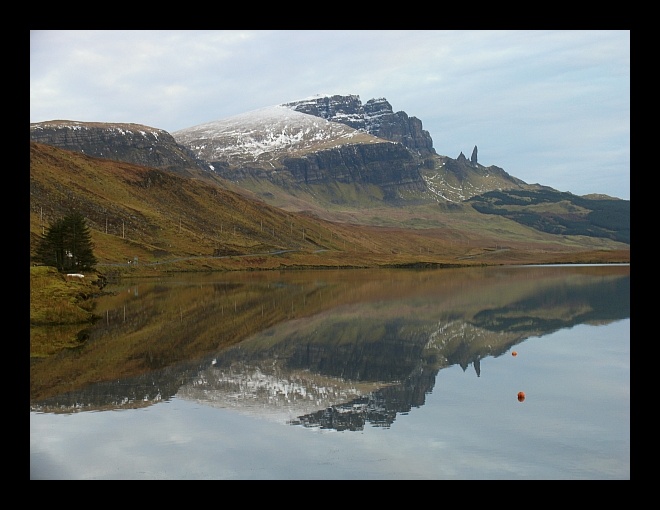 Pochmurny poranek i The Storr