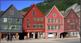 Starowka Bergen - Bryggen w kolorze