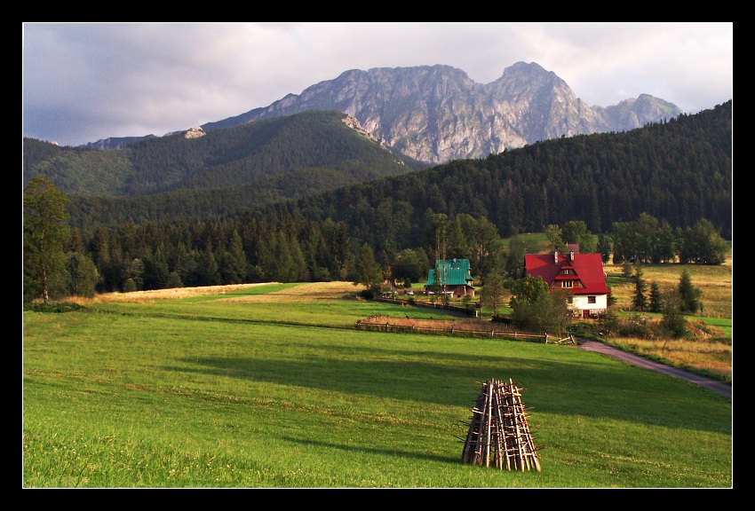 Giewont- widok z Drogi na Buńdówki