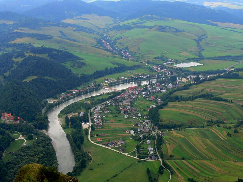 a Dunajec wije się tak już od lat