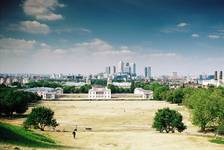 Canary wharf from Greenwich hill