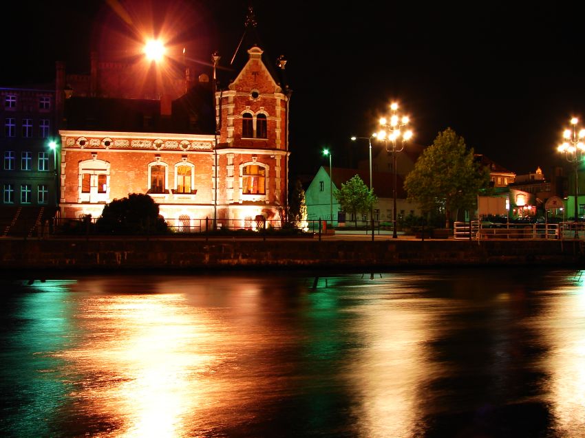 Bydgoszcz nocą