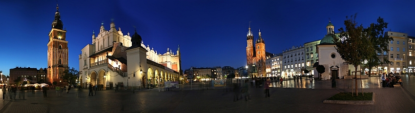 Kraków..... Rynek po zmierzchu....