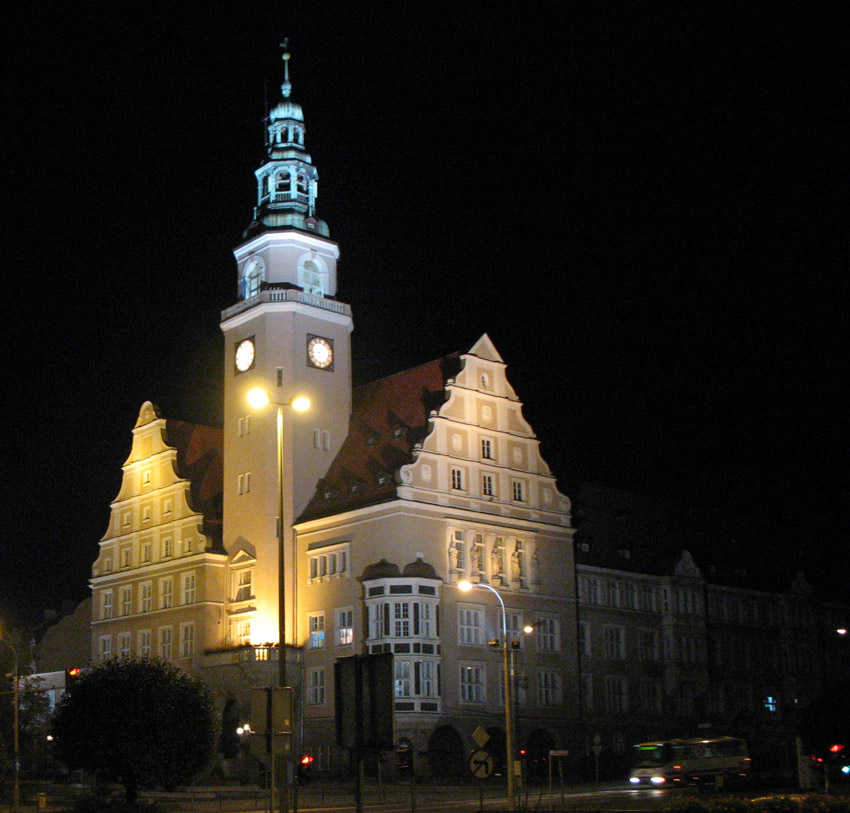 olsztyn nocą