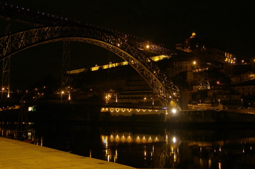 Porto nocą