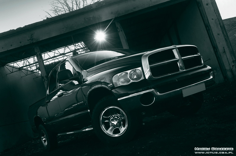 DODGE RAM