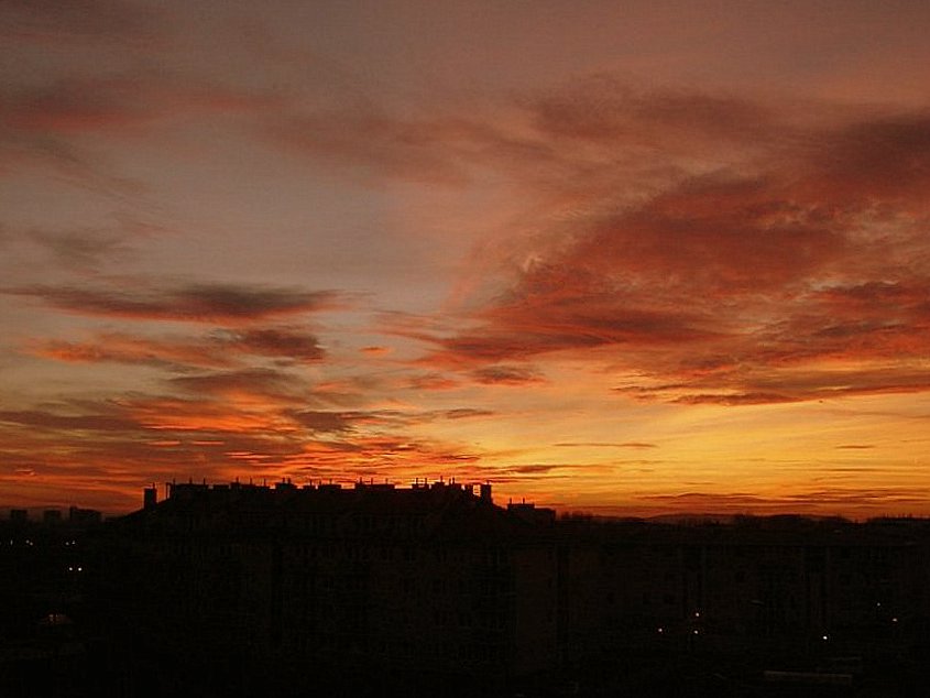 przed chwilą za oknem...