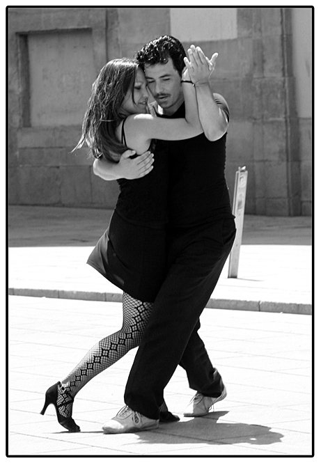 Barcelona dance