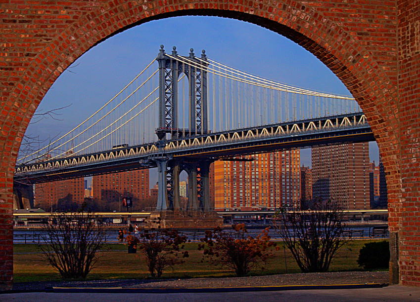 manhattan bridge