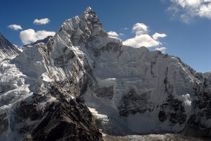 Piekna Chukhung 5883m