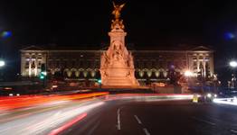 London by night     I