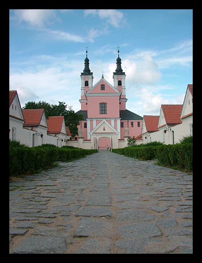 klasztor i kościół w Wigrach