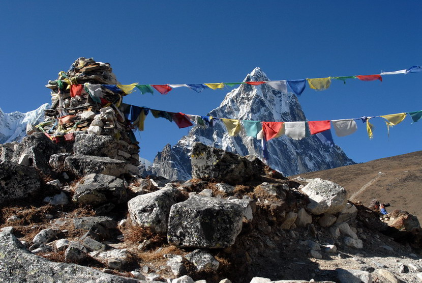 Everest memorial