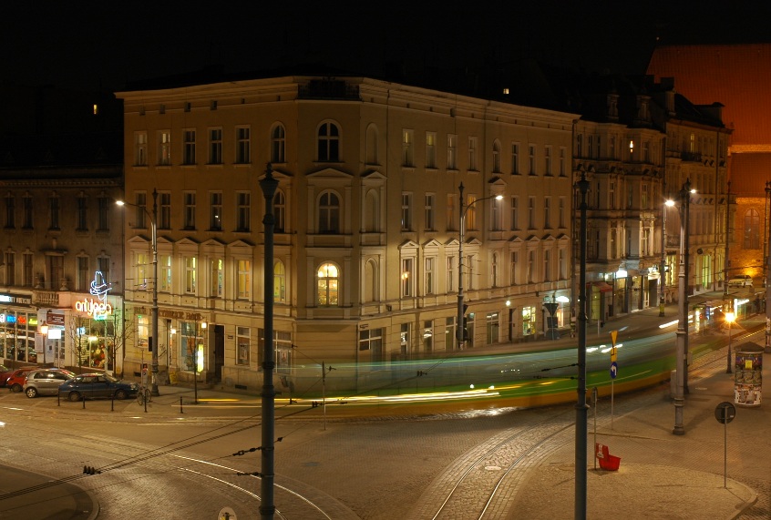 Poznań nocą