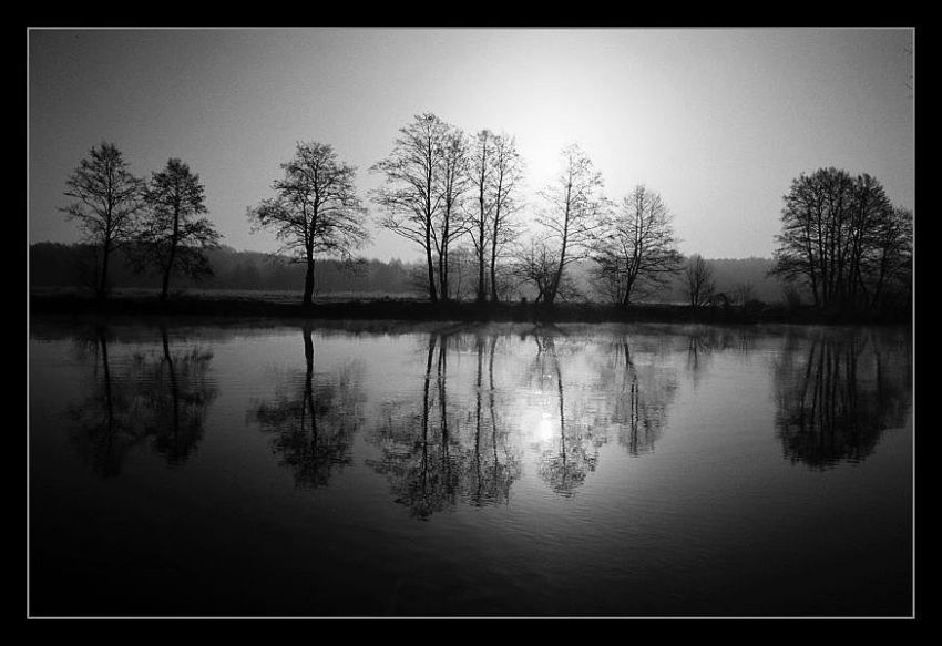 poranek nad rzeką