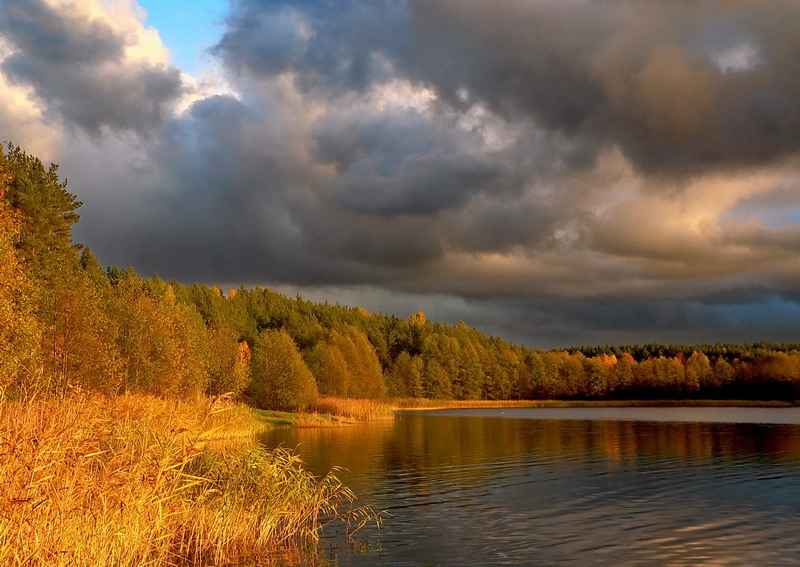 Jesień nad Wigrami.