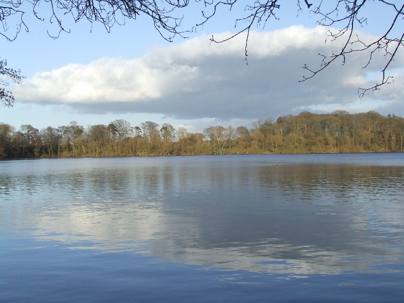 Oblok nad jeziorem Ellesmere