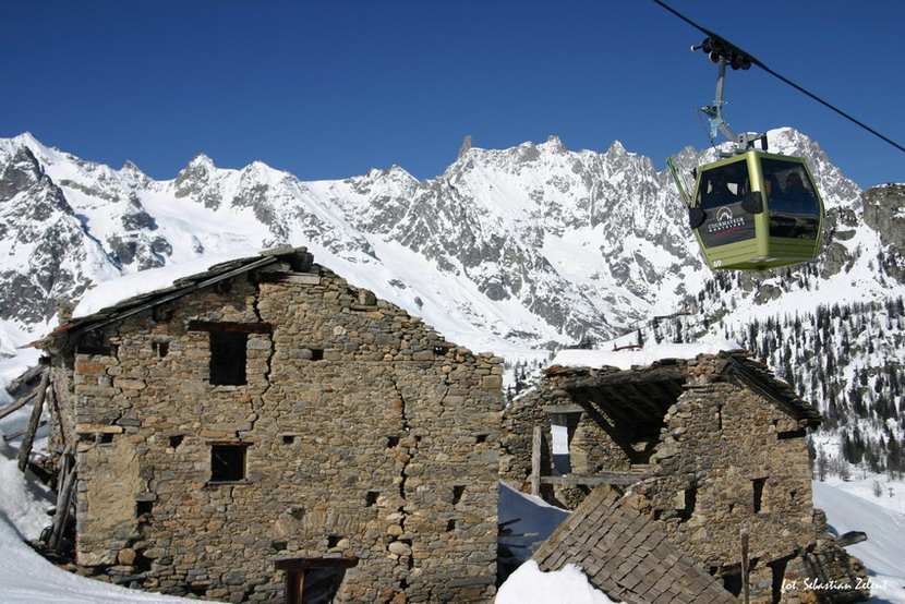 dom na stokach Courmayeur