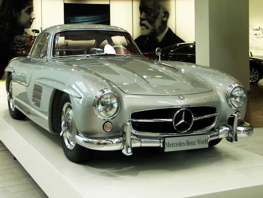 Mercedes 300 SL Roadster z 1962 roku