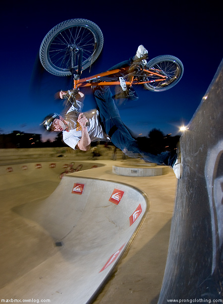 Footplant - quiksilver skatepark praha