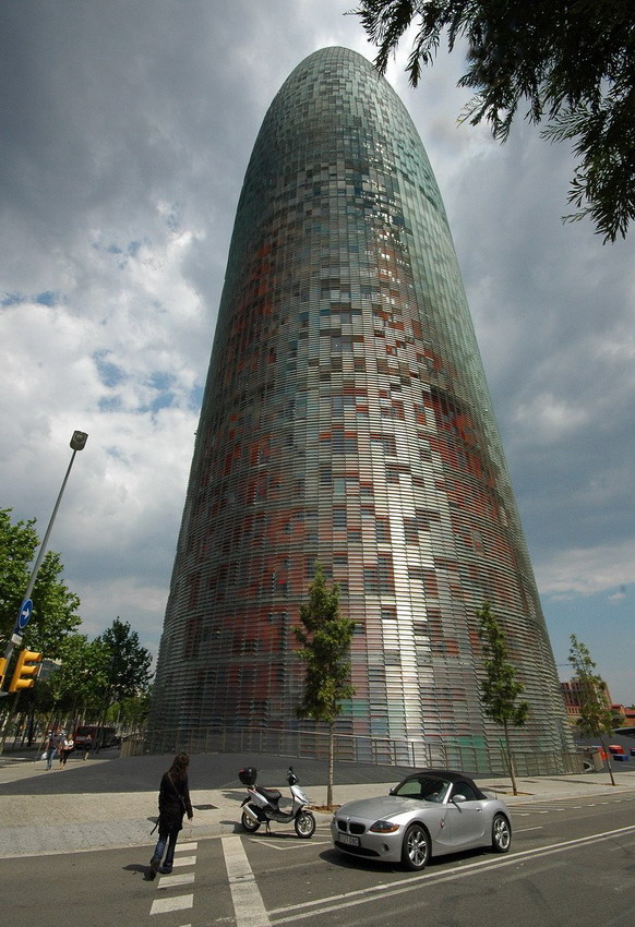 Torre Agbar w Barcelonie