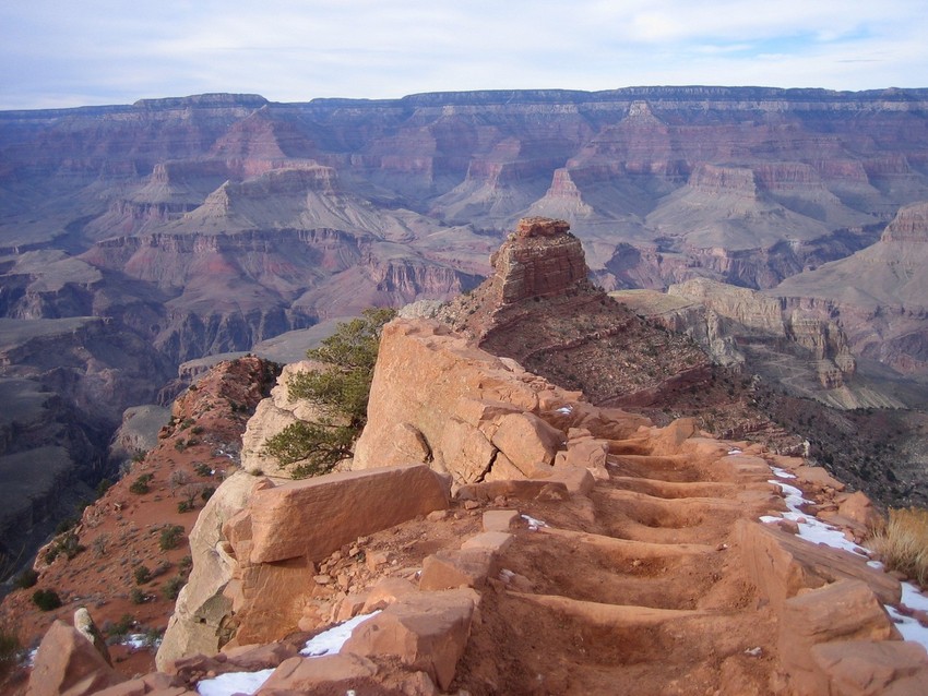 ups... na szczescie sa czujni obserwatorzy:-) toz to Grand Canyon :-)