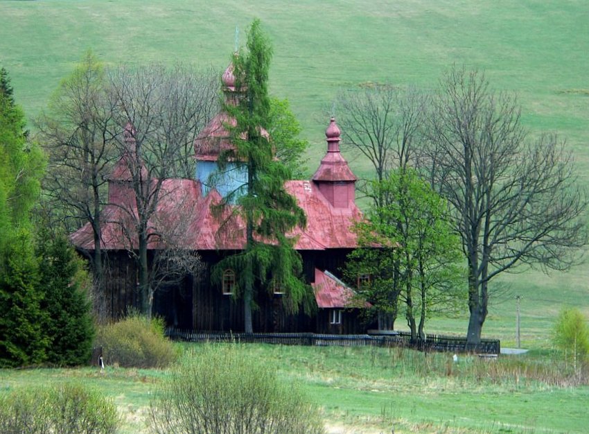 Krzywa - dawna cerkiew św. Kosmy i Damiana (obecnie kościół katolicki)