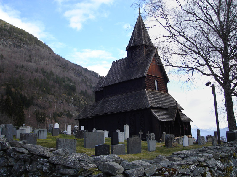 Urnes stavkirke