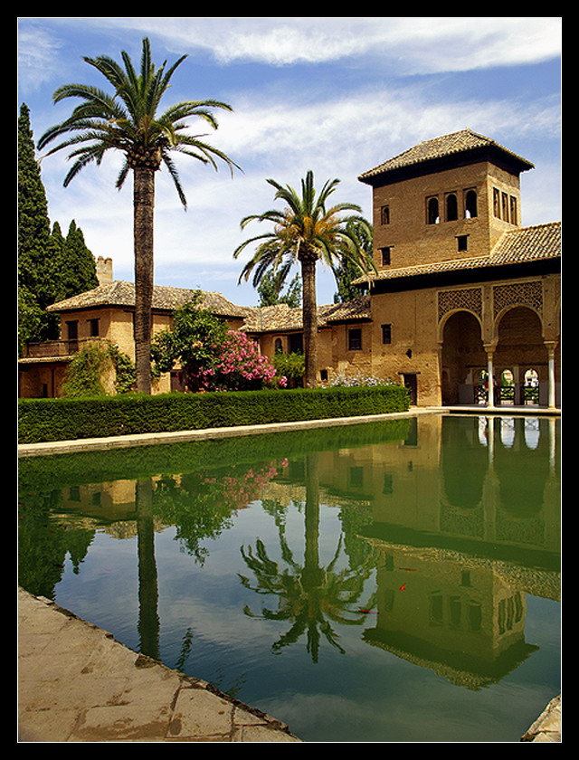 Alhambra w Granadzie.