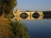 Dokąd w tym roku na wakacje? - Most w Avignon