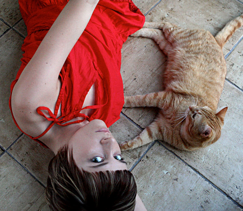 RED&CAT