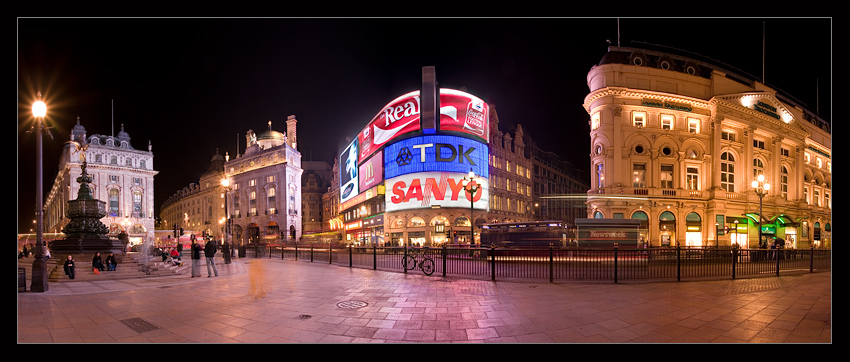 piccadilly circus