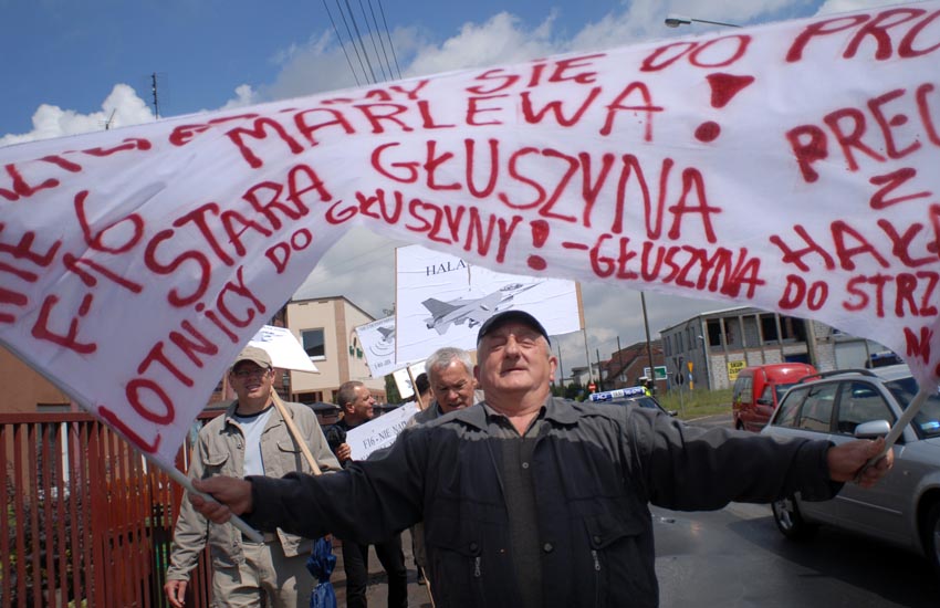 Protest przeciwko F-16